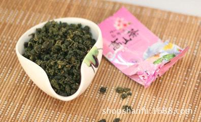 山富茗茶特級(jí)凍頂烏龍 品鑒臺(tái)灣高山茶的濃香雅韻
